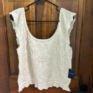 Women’s Lucky Brand ivory sleeveless sweater size large